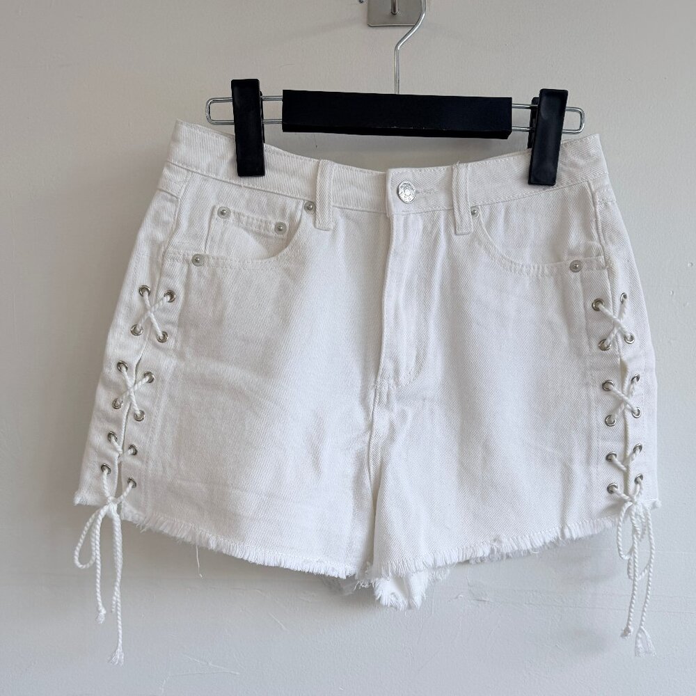 Mustard Seed 100% Cotton White Denim Shorts